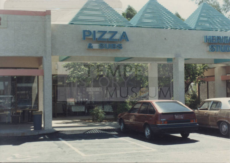 Roadrunner Pizza and Subs - 23 West Baseline Road - Tempe, Arizona