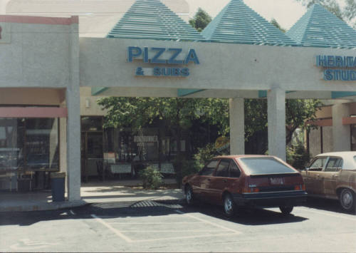 Roadrunner Pizza and Subs - 23 West Baseline Road - Tempe, Arizona