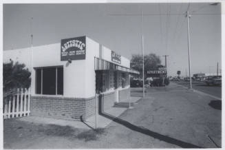 Artistic Yarn and Knot Shop - 1608 East Apache Boulevard, Tempe, Arizona