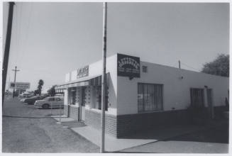 Artistic Yarn and Knot Shop - 1608 East Apache Boulevard, Tempe, Arizona