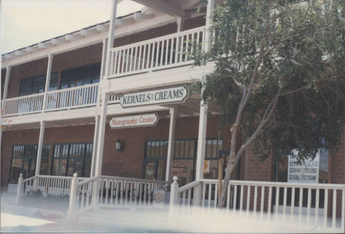 Kernels and Creams - 115 East Baseline Road - Tempe, Arizona