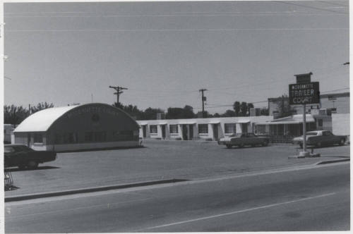 Modernette Court Trailer & Apartments - 1707 East Apache Boulevard, Tempe, Arizo