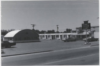 Modernette Court Trailer & Apartments - 1707 East Apache Boulevard, Tempe, Arizo