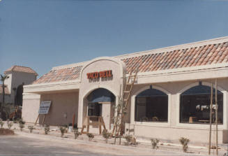 Taco Bell - 825 West Baseline Road - Tempe, Arizona