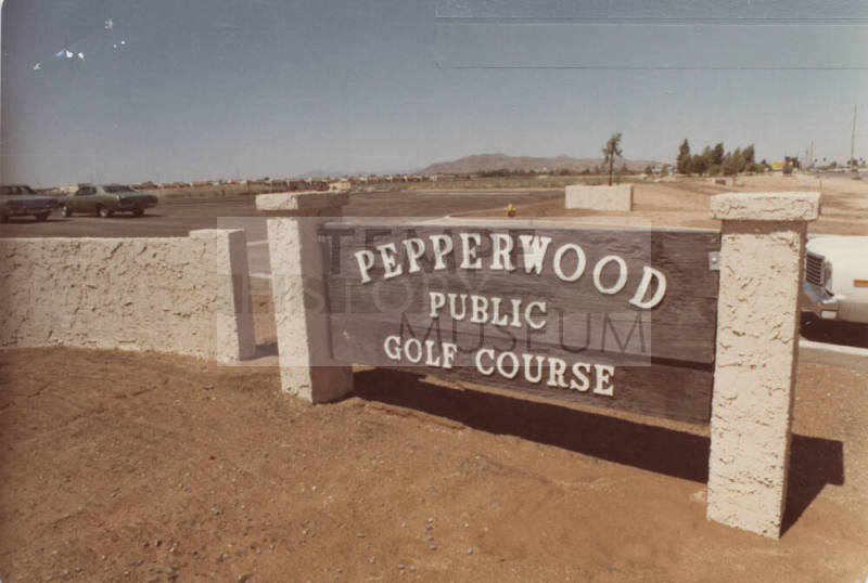 Pepperwood Public Golf Course - 835 West Baseline Road - Tempe, Arizona