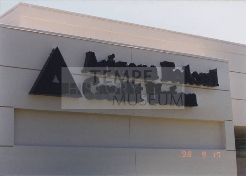 Arizona Federal Credit Union - 855 West Baseline Road - Tempe, Arizona