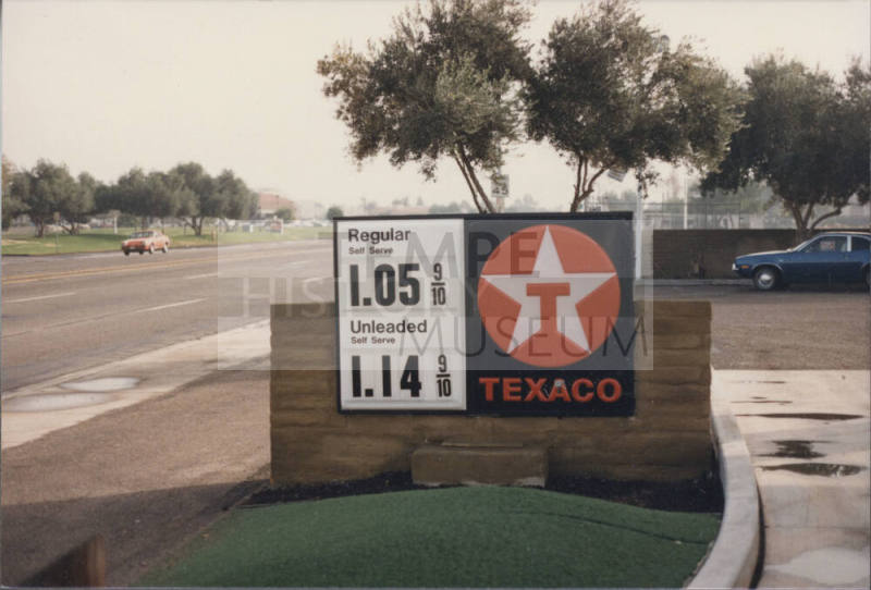 Texaco Star Mart - 915 East Baseline Road - Tempe, Arizona