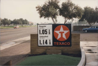Texaco Star Mart - 915 East Baseline Road - Tempe, Arizona