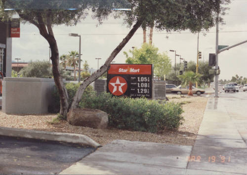 Texaco Star Mart - 915 East Baseline Road - Tempe, Arizona
