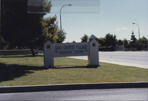 Lake Country Village Shopping Center - 1000 East Baseline Road - Tempe, Arizona