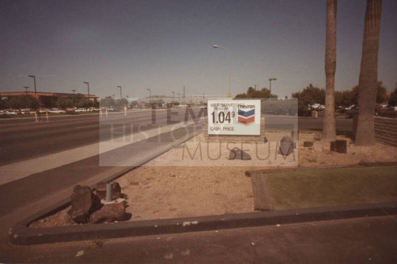 Chevron, 808 East Baseline Road, Tempe, Arizona