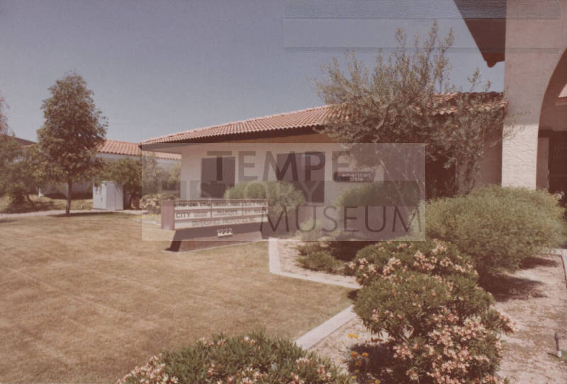 American Title, 1222 East Baseline Road, Tempe, Arizona