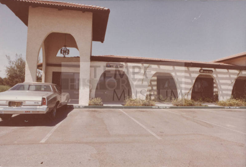 American Title, 1222 East Baseline Road, Tempe, Arizona