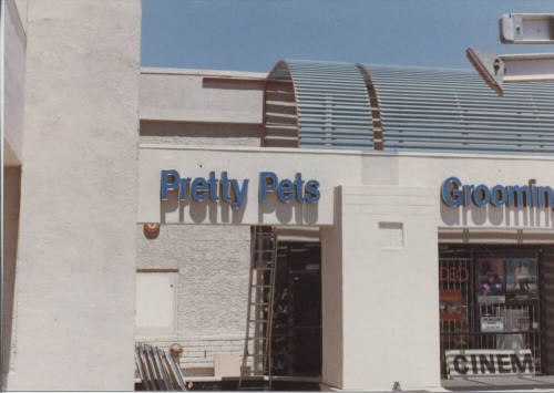 Pretty Pets Grooming, 1040 East Baseline Road, Tempe, Arizona