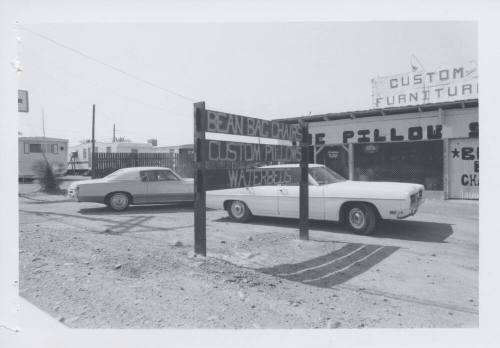 The Pillow Shop - 1840 East Apache Boulevard, Tempe, Arizona