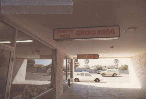 Pretty Pets Grooming, 1813 E. Baseline Road, Tempe, Arizona