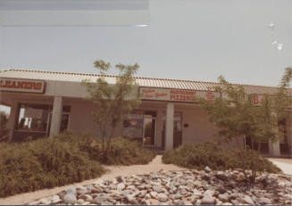 Native New Yorker Restaurant, 1813 E. Baseline Road, Tempe, Arizona