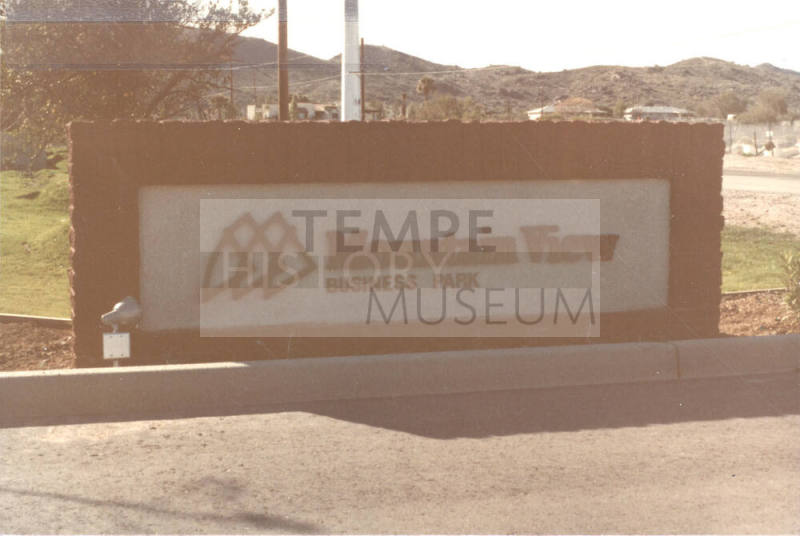 Mountain View Business Park, 2800 W. Baseline Road, Tempe, Arizona