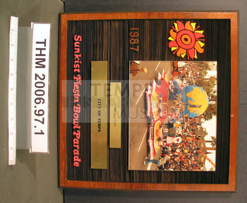 Sunkist Fiesta Bowl Parade Award