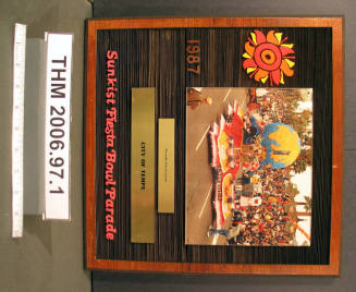 Sunkist Fiesta Bowl Parade Award