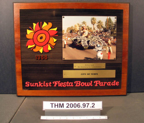 Sunkist Fiesta Bowl Parade Award