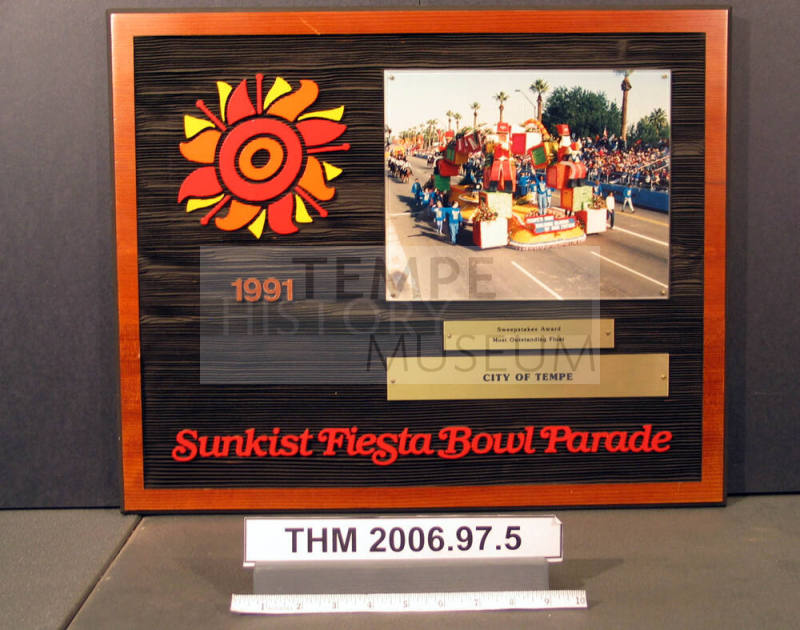 Sunkist Fiesta Bowl Parade Award