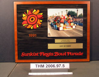 Sunkist Fiesta Bowl Parade Award