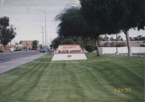 Stuart Anderson's Black Angus Restaurant - 507 W. Broadway Road - Tempe, Arizona
