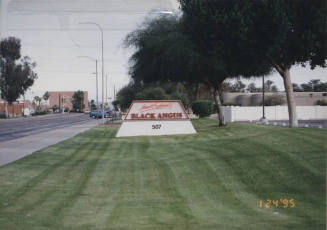 Stuart Anderson's Black Angus Restaurant - 507 W. Broadway Road - Tempe, Arizona