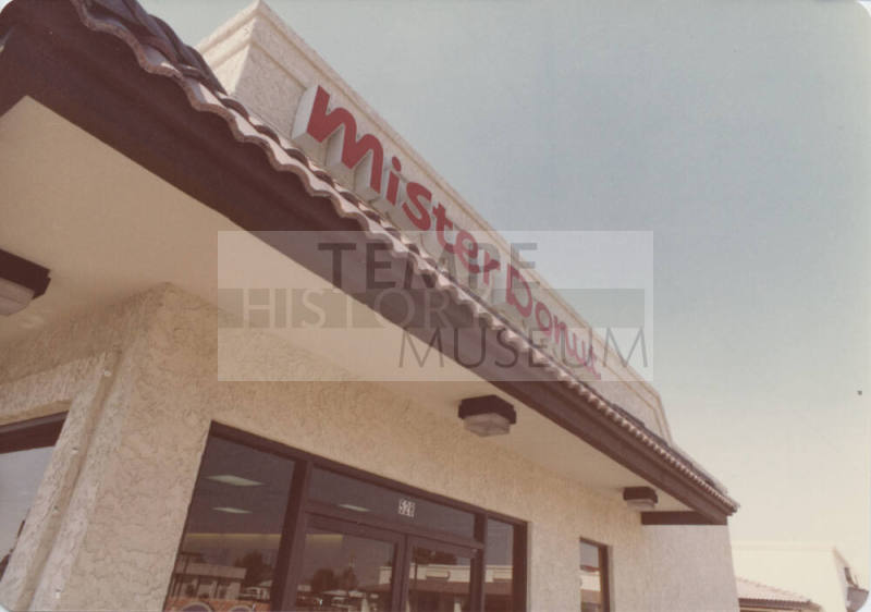 Mister Donut - 528 West Broadway Road - Tempe, Arizona