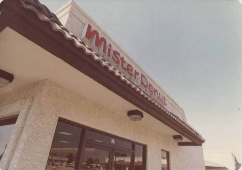 Mister Donut - 528 West Broadway Road - Tempe, Arizona
