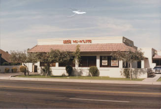 Leo's Nu-N'Lite - 528 West Broadway Road  - Tempe, Arizona