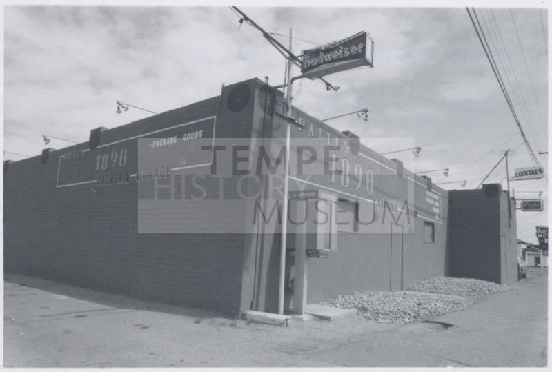Pattys 1890 - 1890 East Apache Boulevard, Tempe, Arizona