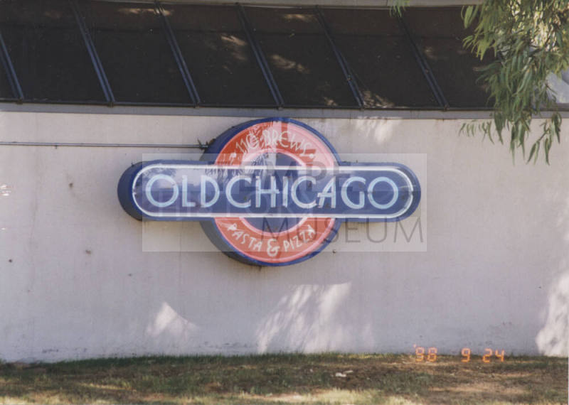 Old Chicago Restaurant - 530 West Broadway Road  - Tempe, Arizona