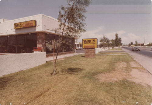 Wendy's Old Fashioned Hamburgers, 790 W. Broadway Road, Tempe, Arizona