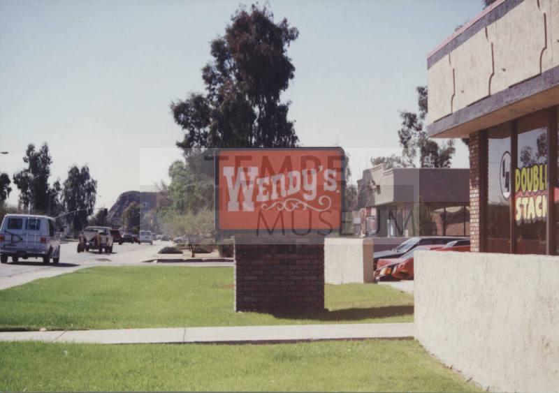 Wendy's Old Fashioned Hamburgers, 790 W. Broadway Road, Tempe, Arizona