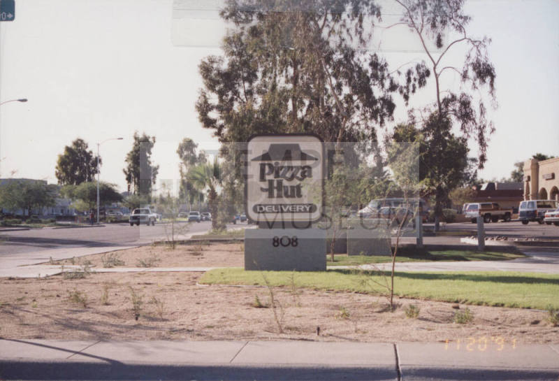 Pizza Hut Restaurant, 808 W. Broadway Road, Tempe, Arizona
