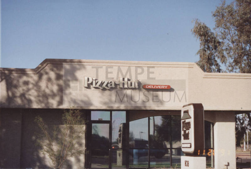 Pizza Hut Restaurant, 808 W. Broadway Road, Tempe, Arizona