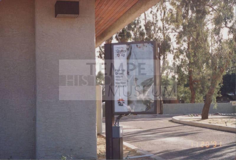 Pizza Hut Restaurant, 808 W. Broadway Road, Tempe, Arizona