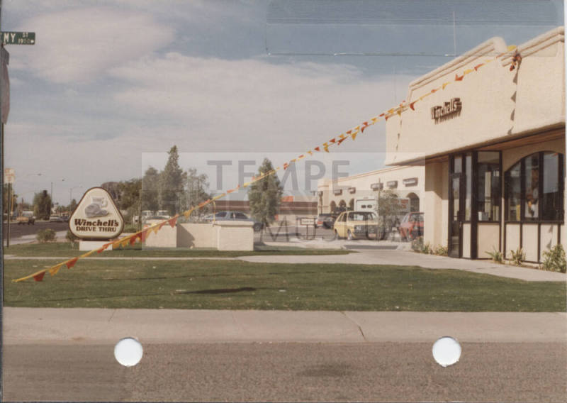 Winchell's Donut House, 808 W. Broadway Road, Tempe, Arizona
