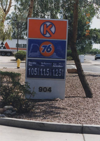 Circle K Food Stores - 904 West Broadway Road - Tempe, Arizona