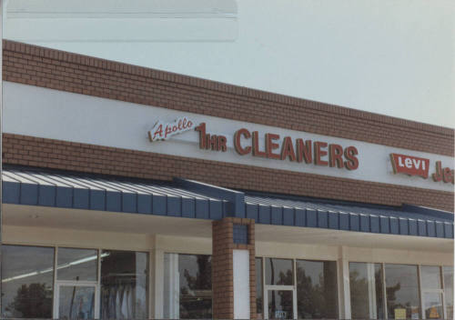 Apollo One Hour Cleaners - 913 East Broadway Road - Tempe, Arizona