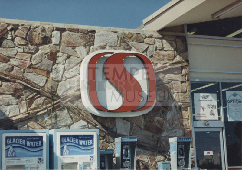Safeway - 926 East Broadway Road - Tempe, Arizona