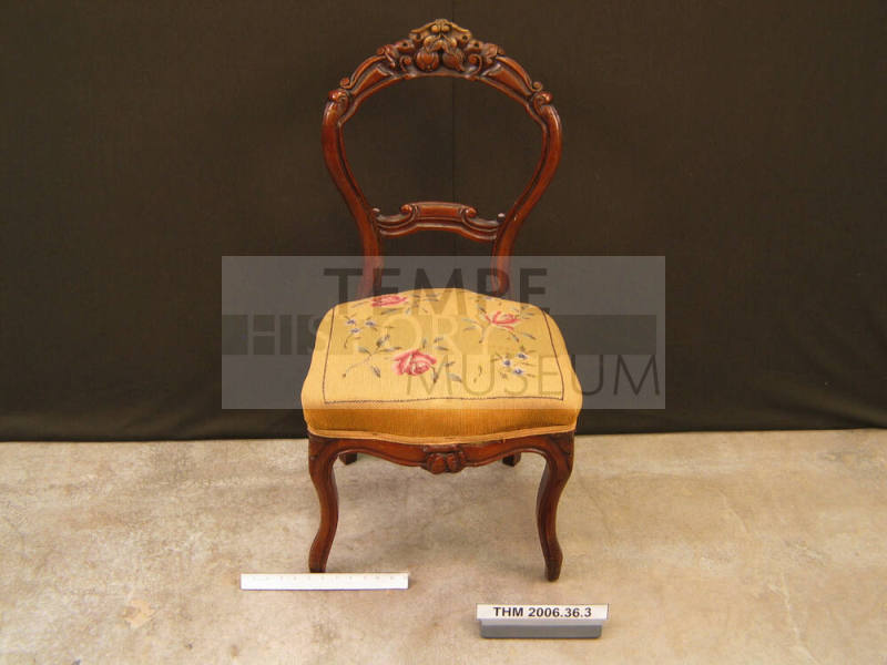 Balloon Back Side Chair
