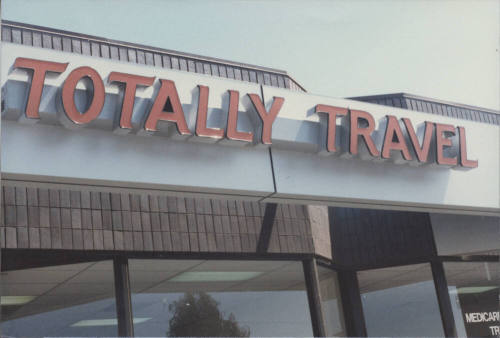 Totally Travel, 930 West Broadway Road, Tempe, Arizona
