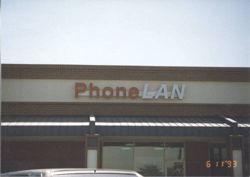 Phone Lan, 937 East Broadway Road, Tempe, Arizona