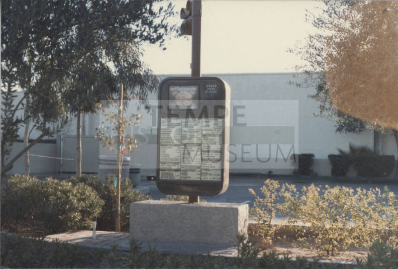 Jack in the Box Restuarant - 942 E. Broadway Road, Tempe, Arizona