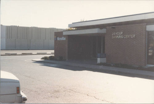 Mera Bank, 1005 E. Broadway Road, Tempe, Arizona