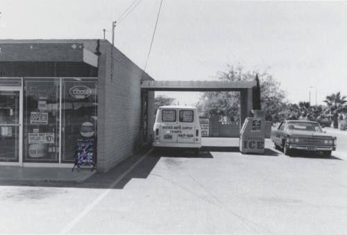 Palo Verde Liquors,1025 W Broadway Road, Tempe, Arizona