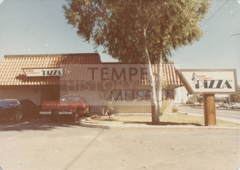 Waldo Pepper's Pizza, 1024 E. Broadway Road, Tempe, Arizona